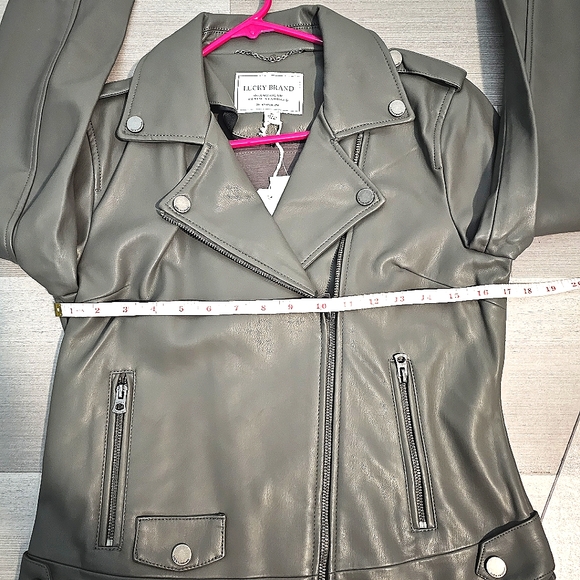 🔥Lucky Brand NWT Gray Vegan Leather Moto Asymmetrical Zipper Closure Jacket 🖤 - Picture 10 of 16